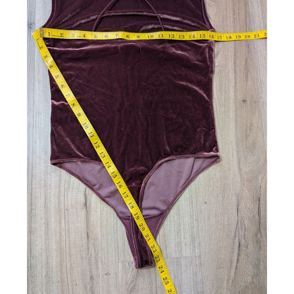 Abercrombie & Fitch Size L Burgundy Wine Velvet Drape Cowl Neck Stretch Bodysuit - Picture 12 of 12